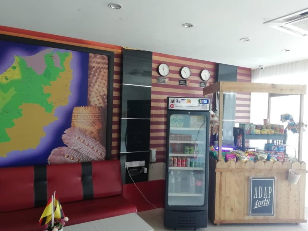4Orty Inn Bintulu Buitenkant foto
